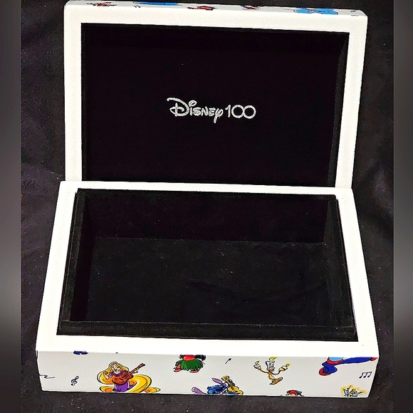BAUBLEBAR - DISNEY 100 YEARS JEWELRY LACQUER BOX (NWT)